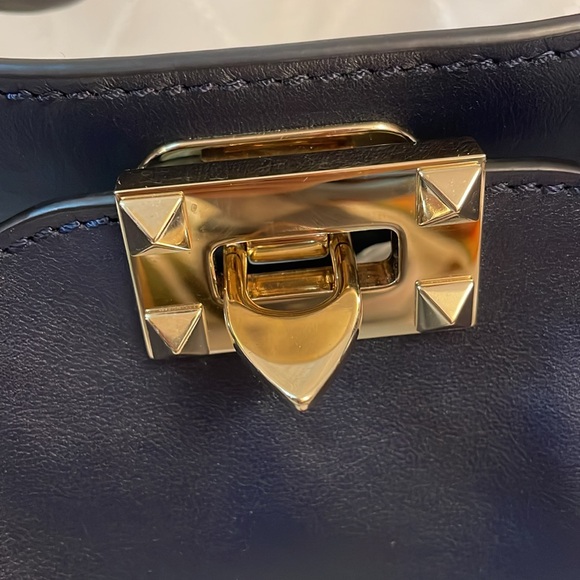 Valentino Garavani Navy Rockstud Calfskin Leather Tote With Shoulder Strap - Picture 15 of 16